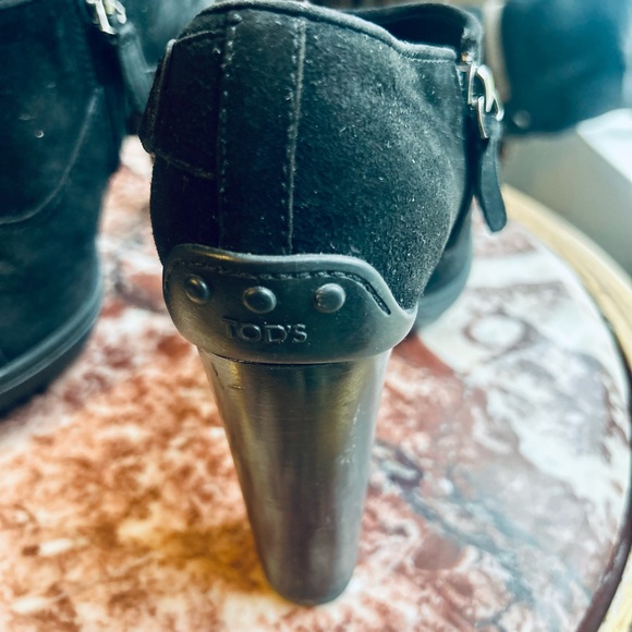 Tod's Black Suede Ankle Boots Size 7 - Picture 16 of 16